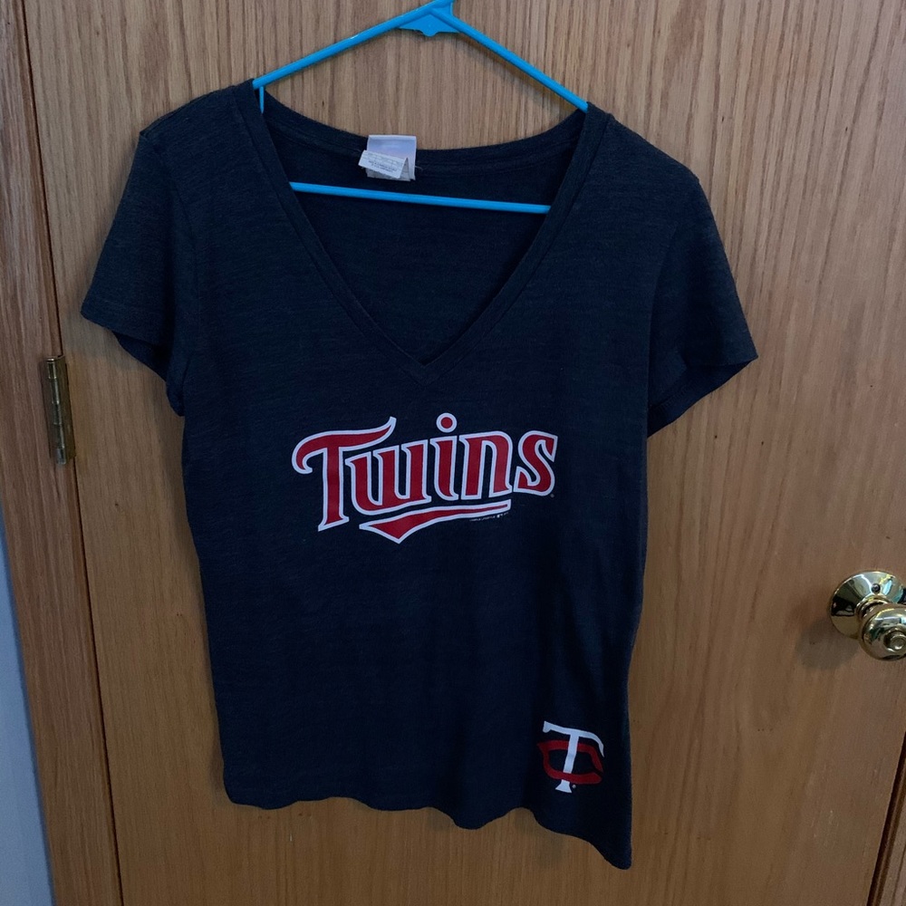 twins t shirt